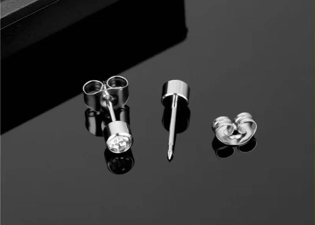 Fashionable ear rings