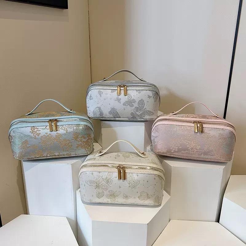 Cosmetics bag