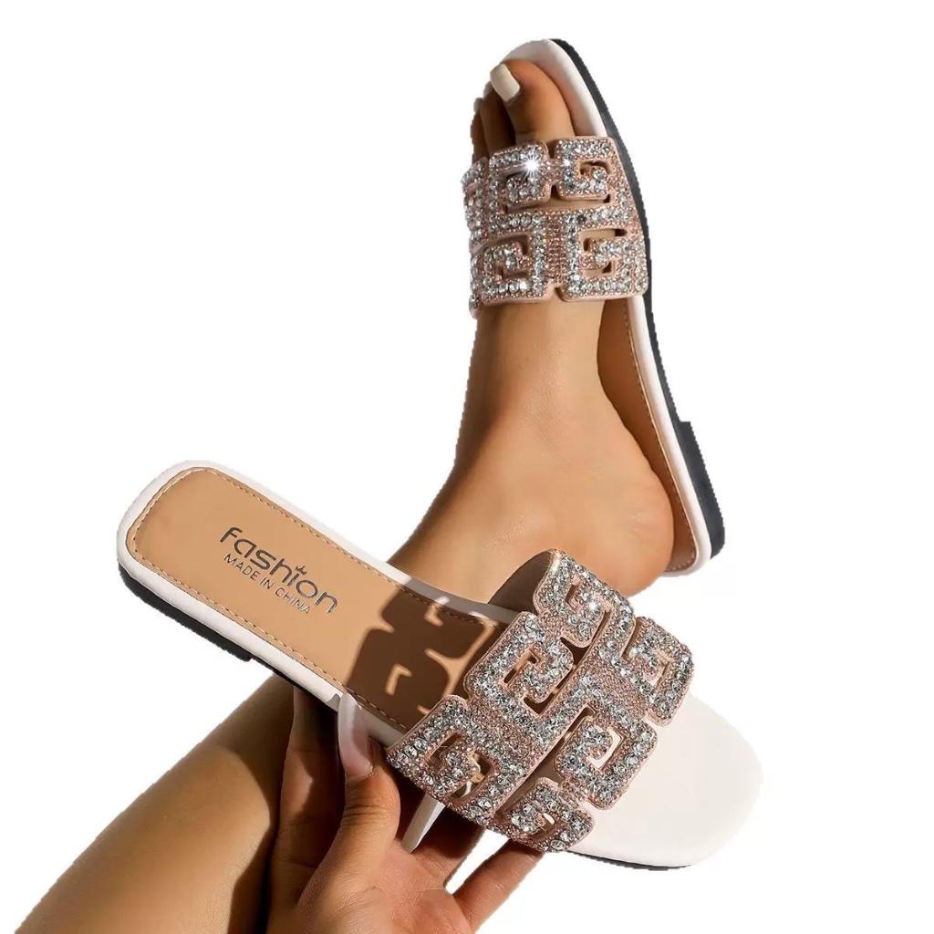 Slippers 