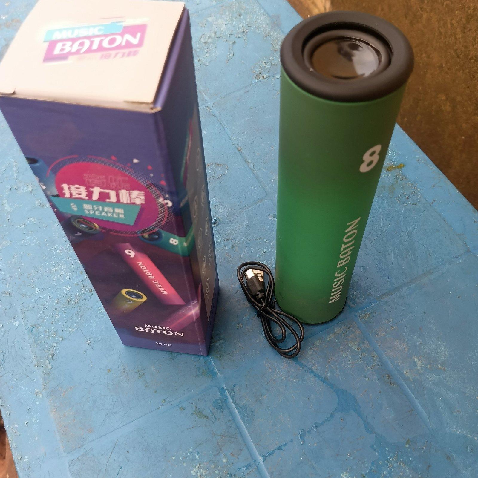 Music baton Bluetooth speaker