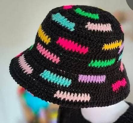 Bucket hat