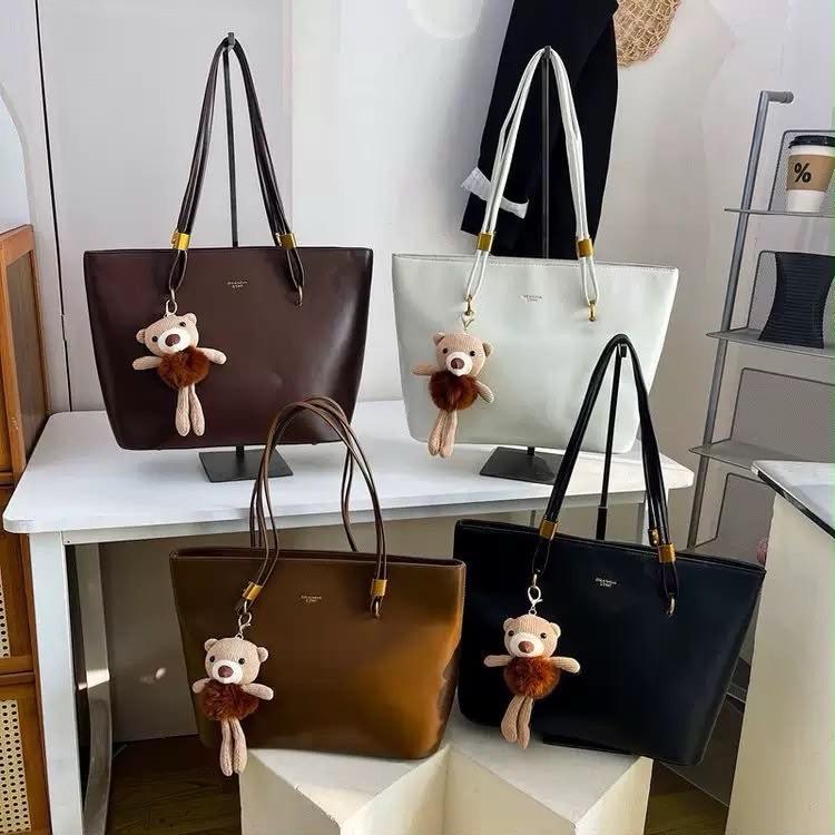 Leather bag