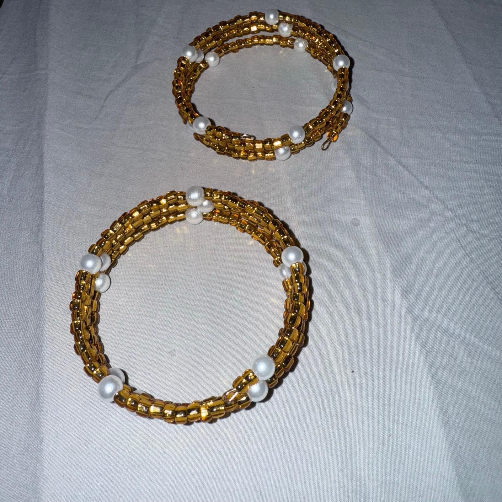 Spiral beaded bracelet