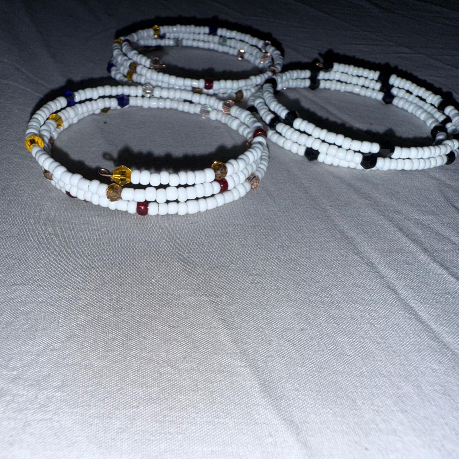 Spiral seed bead bracelet