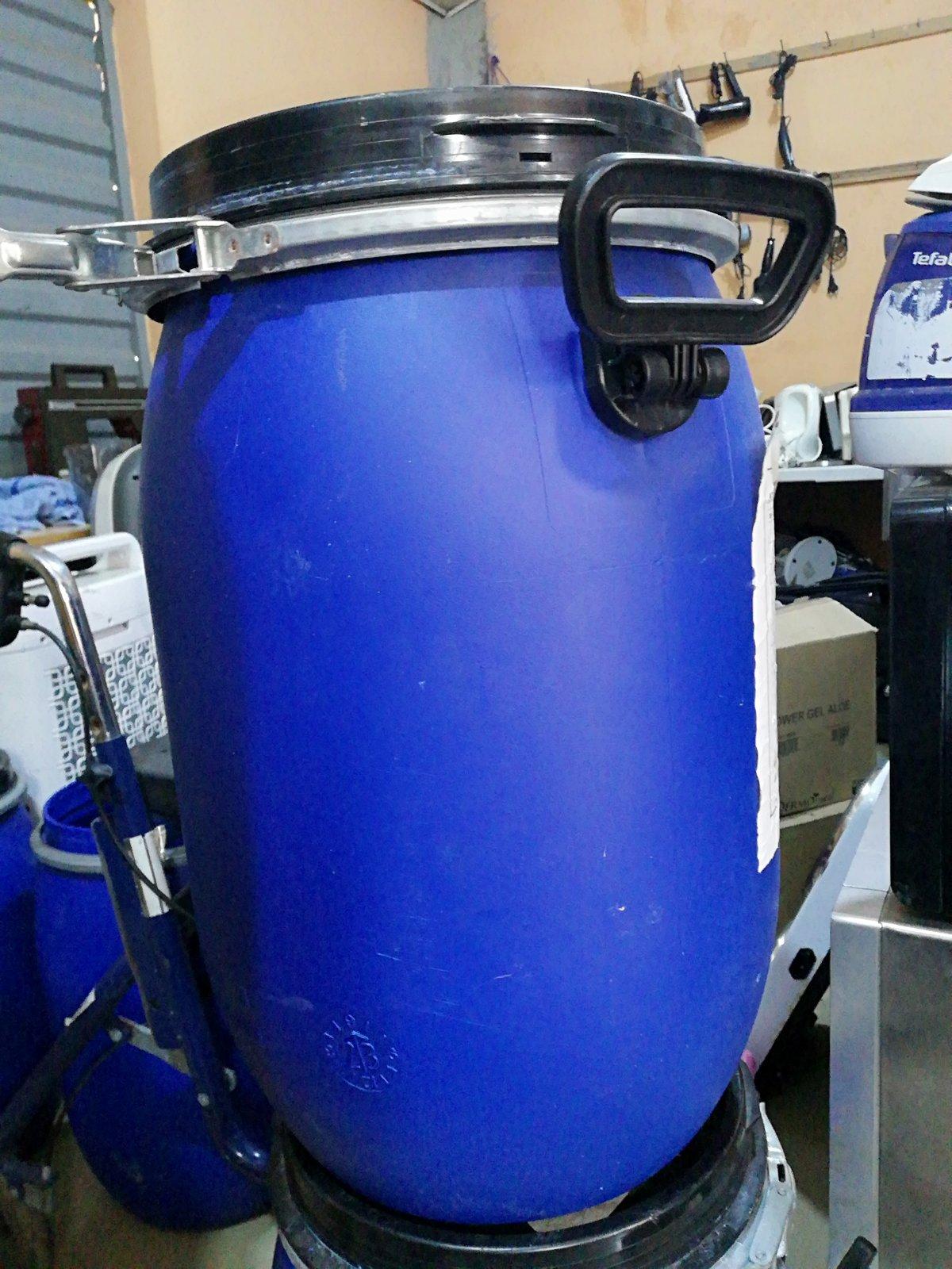 Mini tank
