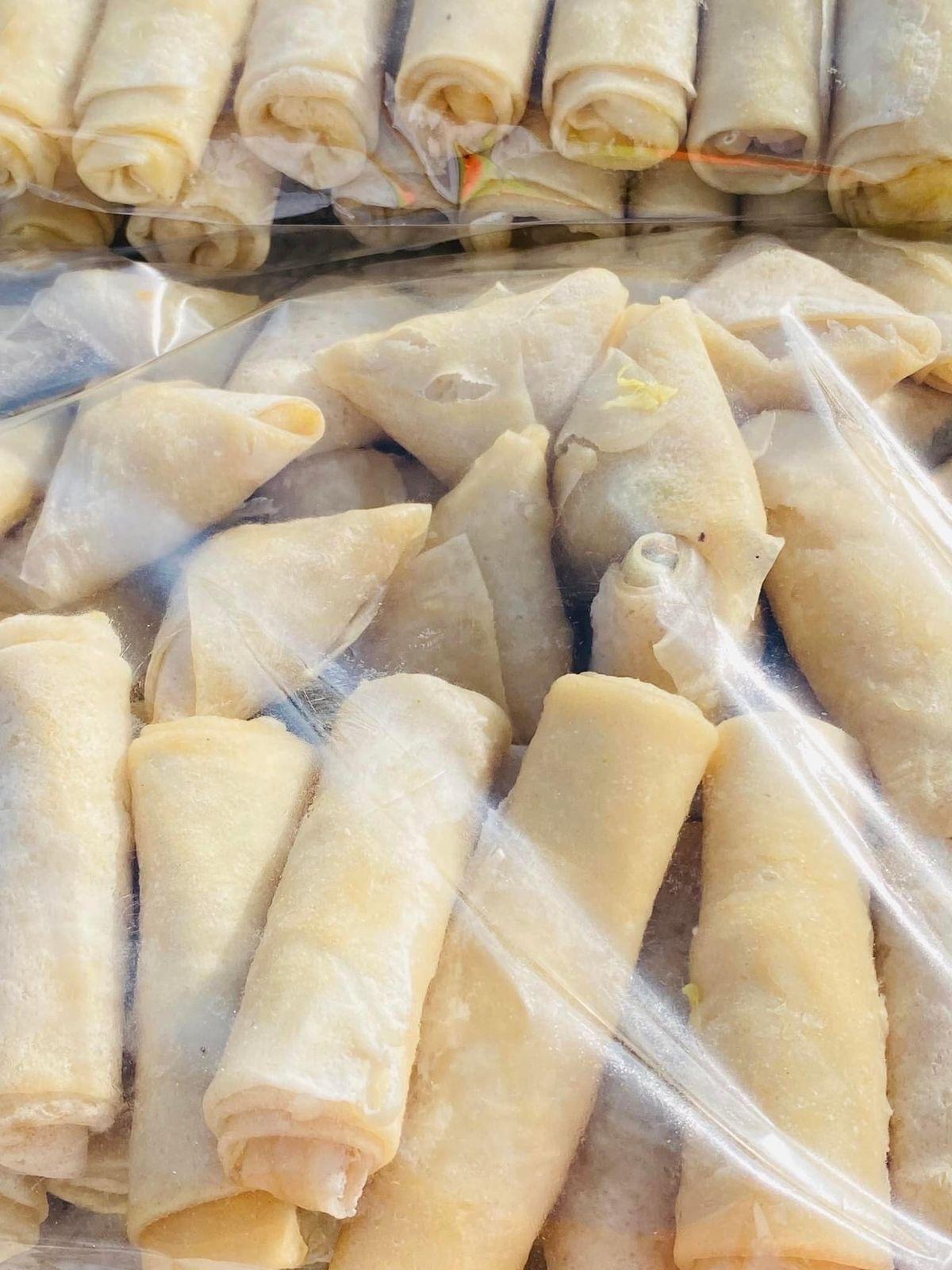 Frozen spring rolls